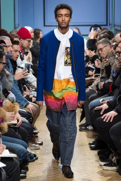 Look 14